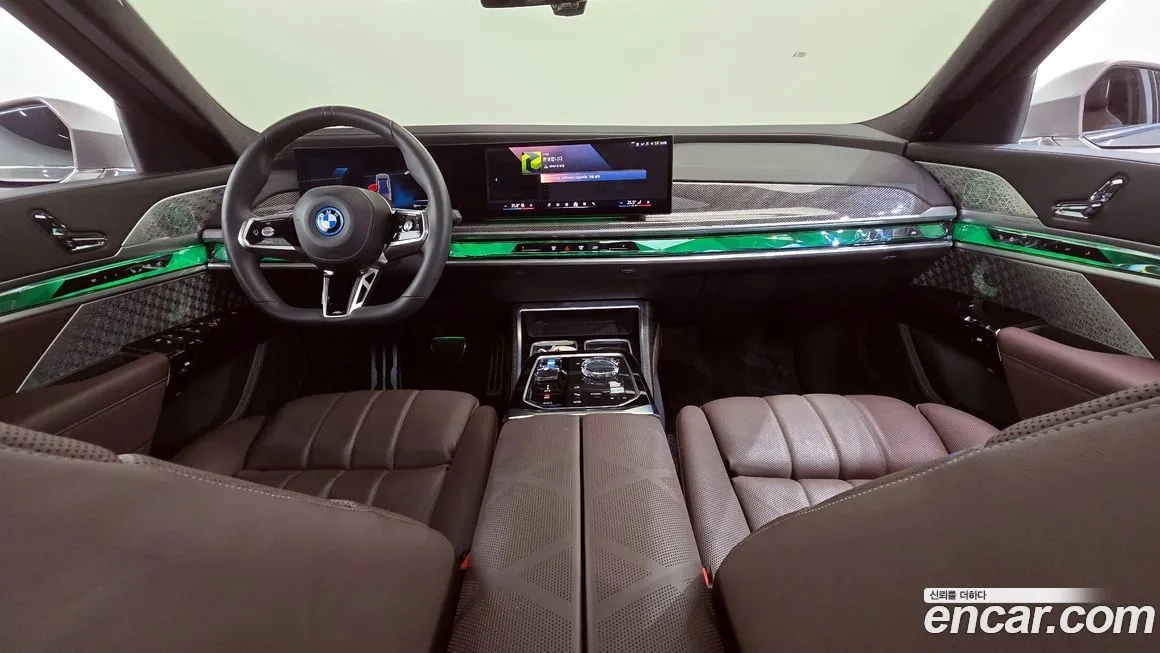BMW i7 — фото 5