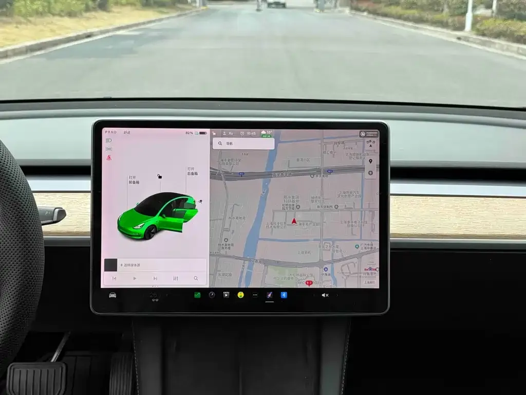 Tesla Model 3 — фото 2