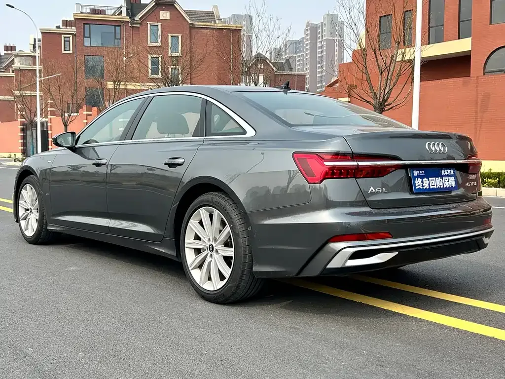 Audi A6L — фото 5