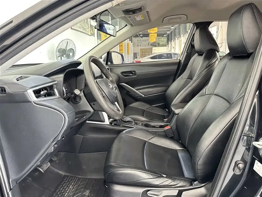 Toyota Frontlander 2022 из CN, фото 9