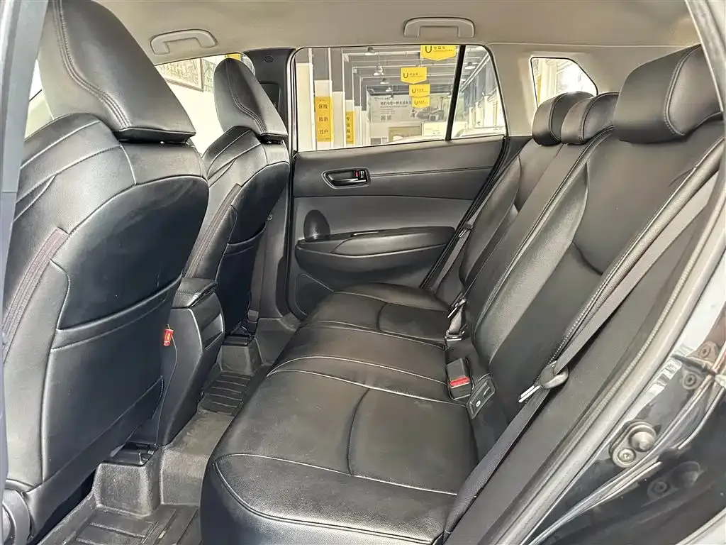 Toyota Frontlander 2022 из CN, фото 5