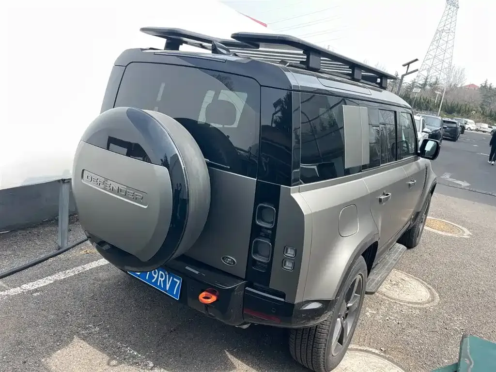 Land Rover Defender — фото 5