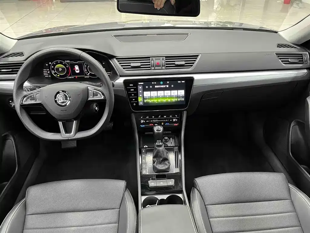 Skoda Superb 2024 из CN, фото 6