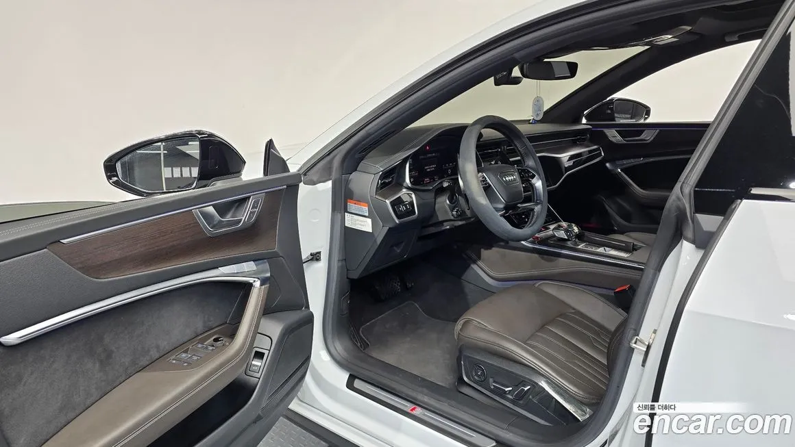 Audi A7 2023 из KR, фото 4