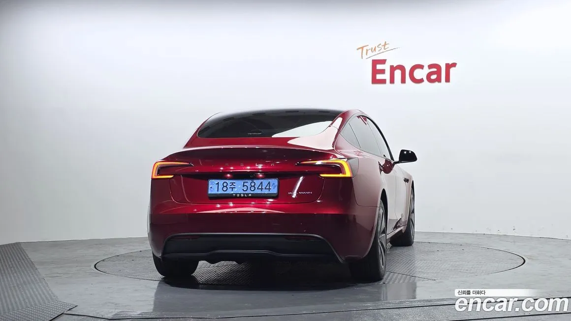 Tesla Model 3 2024 из KR, фото 8