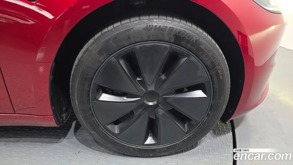 Tesla Model 3 2024 из KR, фото 7