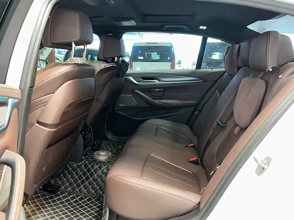 BMW 5 Series New Energy 2022 из CN, фото 8