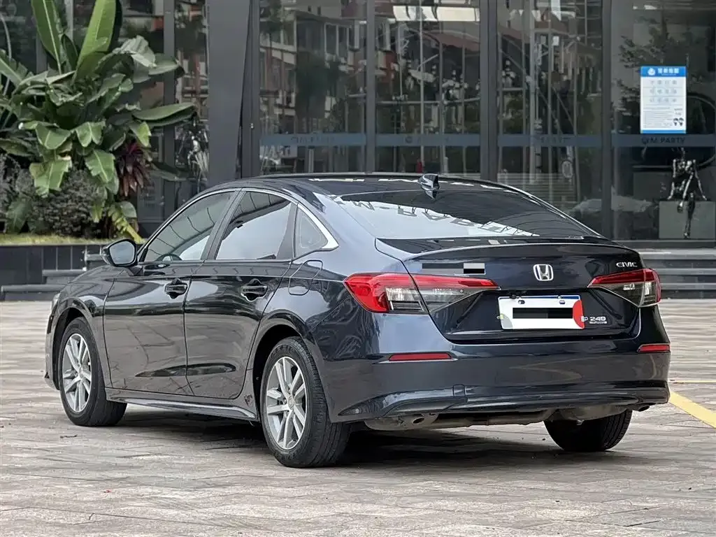 Honda Civic — фото 7