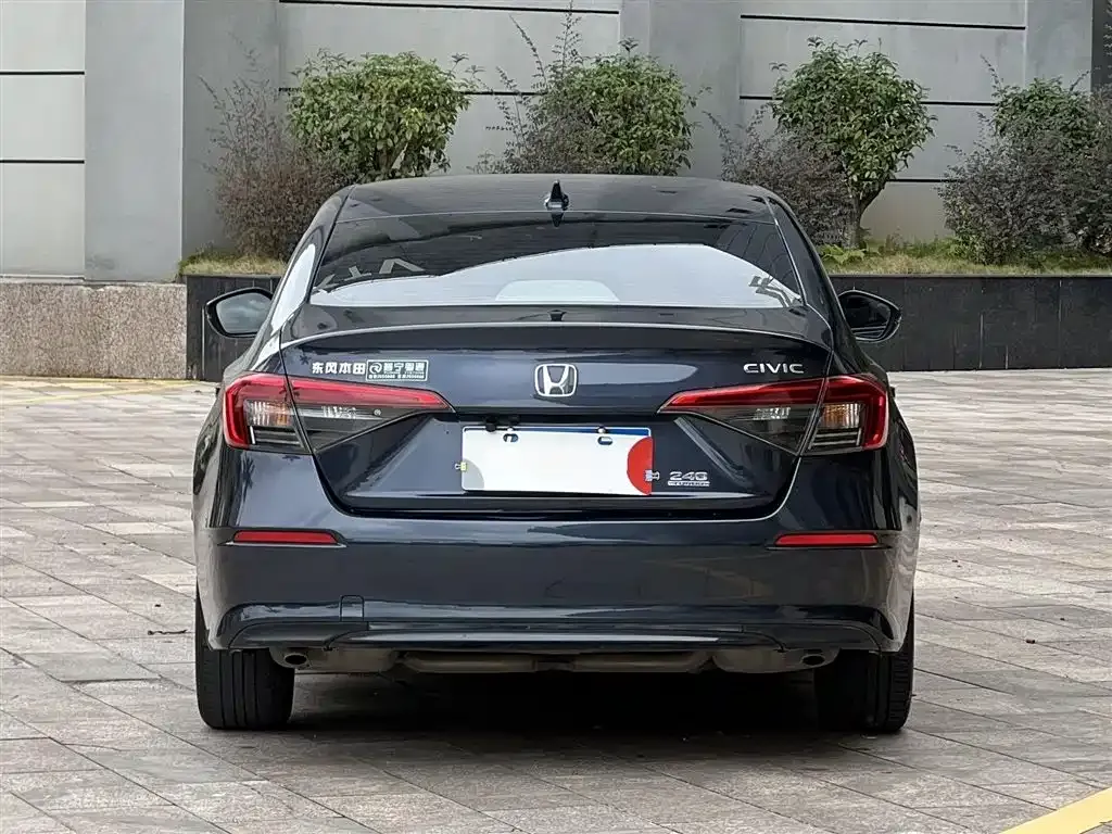 Honda Civic — фото 8