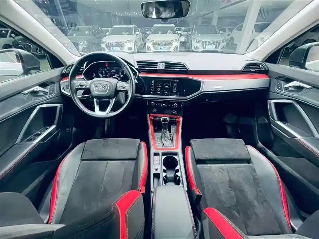 Audi Q3 2021 из CN, фото 10