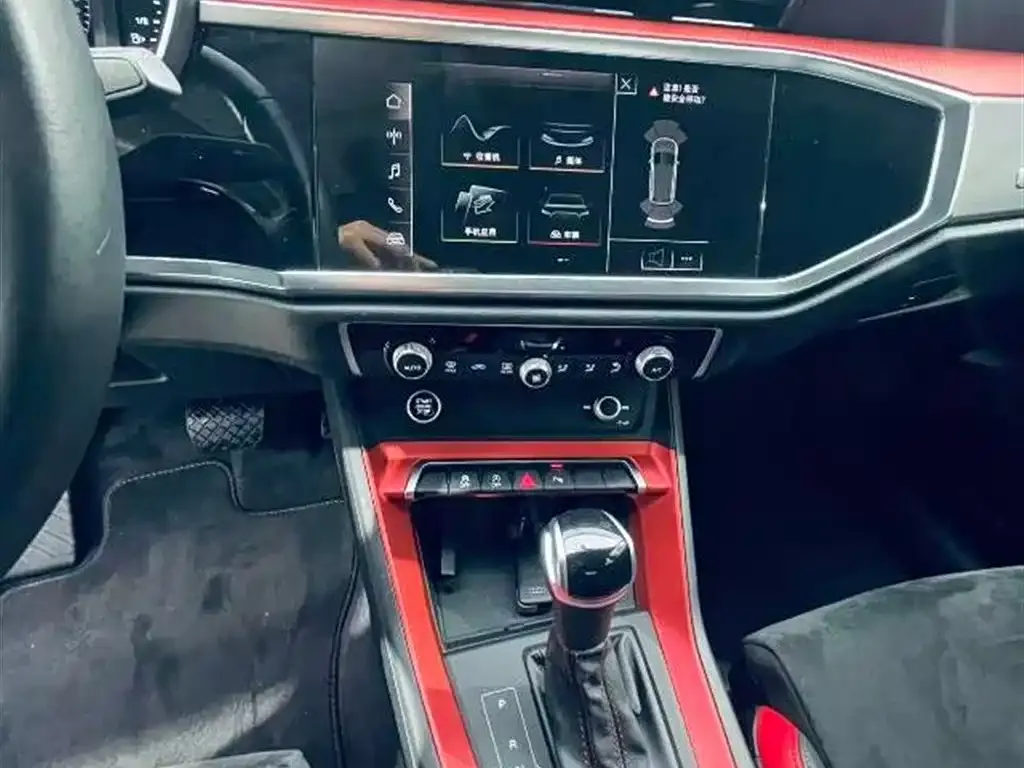 Audi Q3 2021 из CN, фото 6