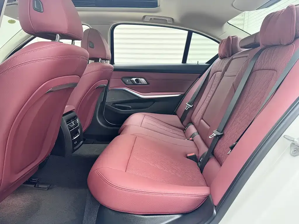 BMW i3 2024 из CN, фото 4