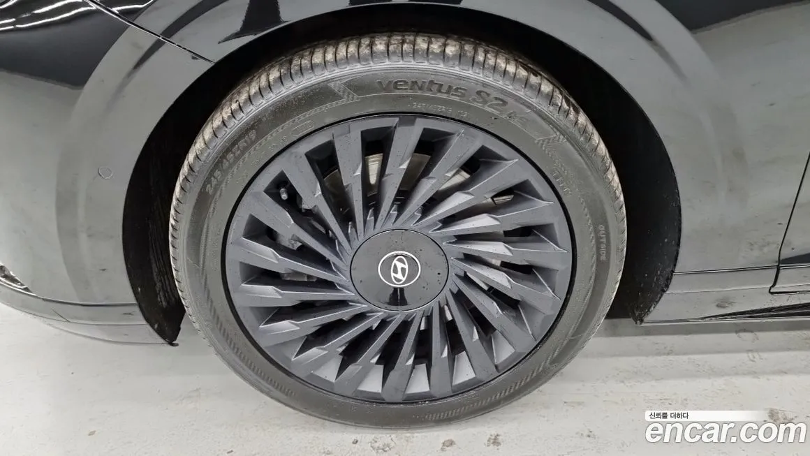 Hyundai Grandeur 2023 из KR, фото 3