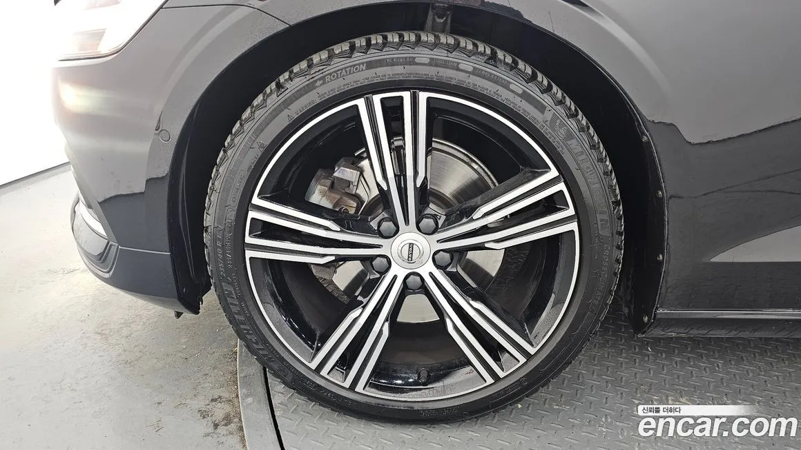 Volvo S60 2022 из KR, фото 8