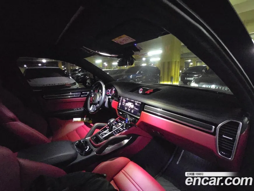 Porsche Cayenne 2021 из KR, фото 2