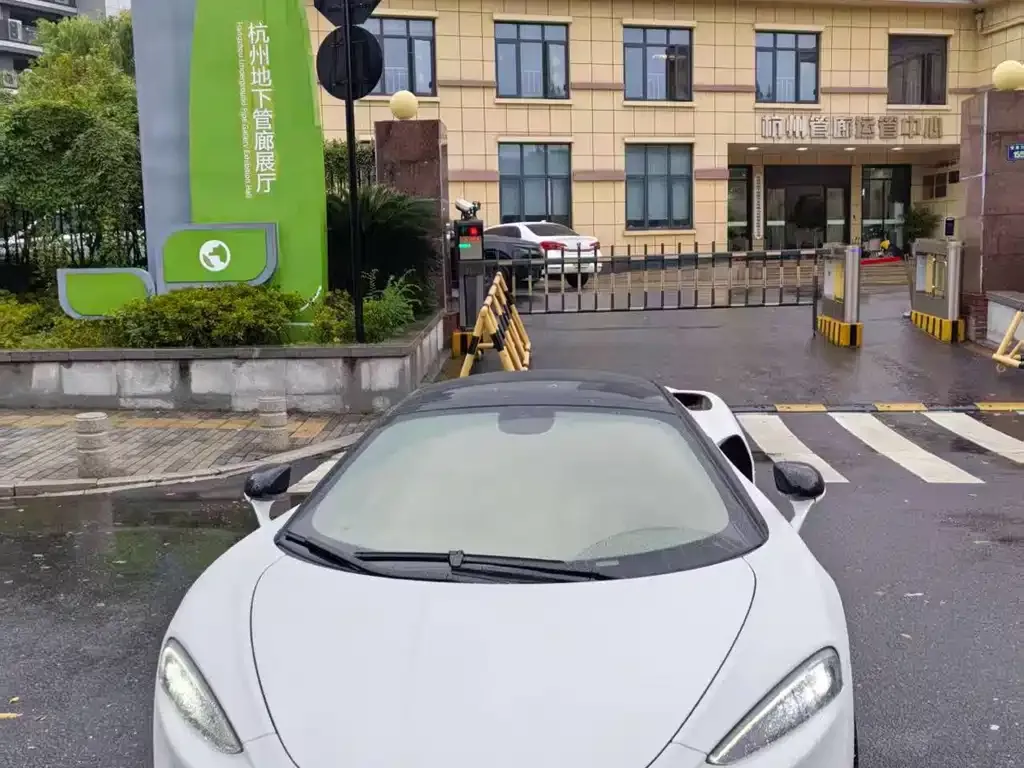 McLaren GT 2023 из CN, фото 6
