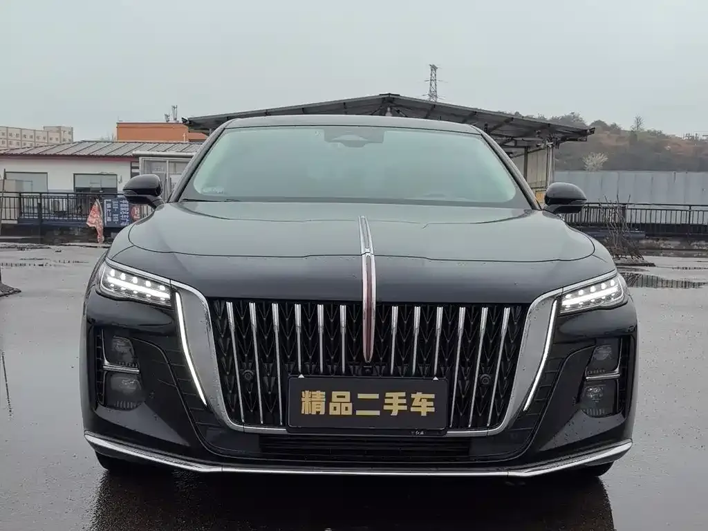 Hongqi H5 — фото 1