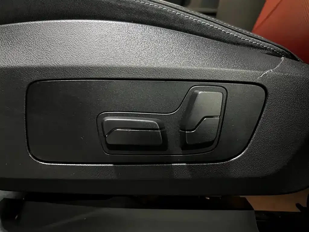 BMW X1 — фото 10