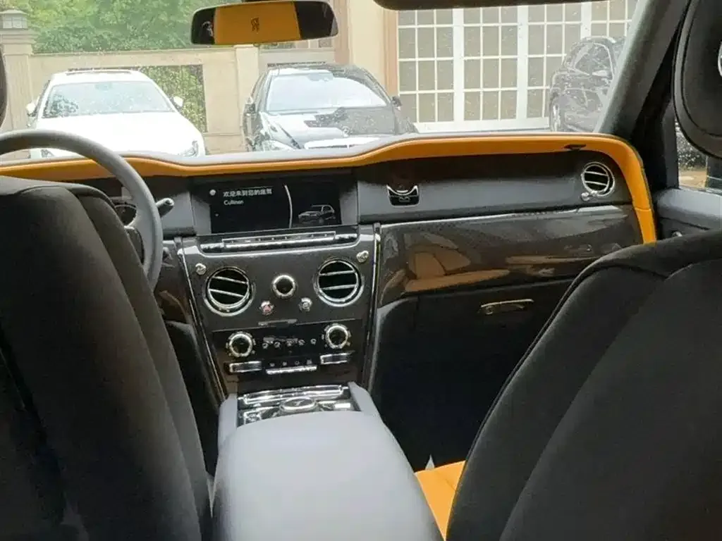 Rolls-Royce Cullinan 2023 из CN, фото 5