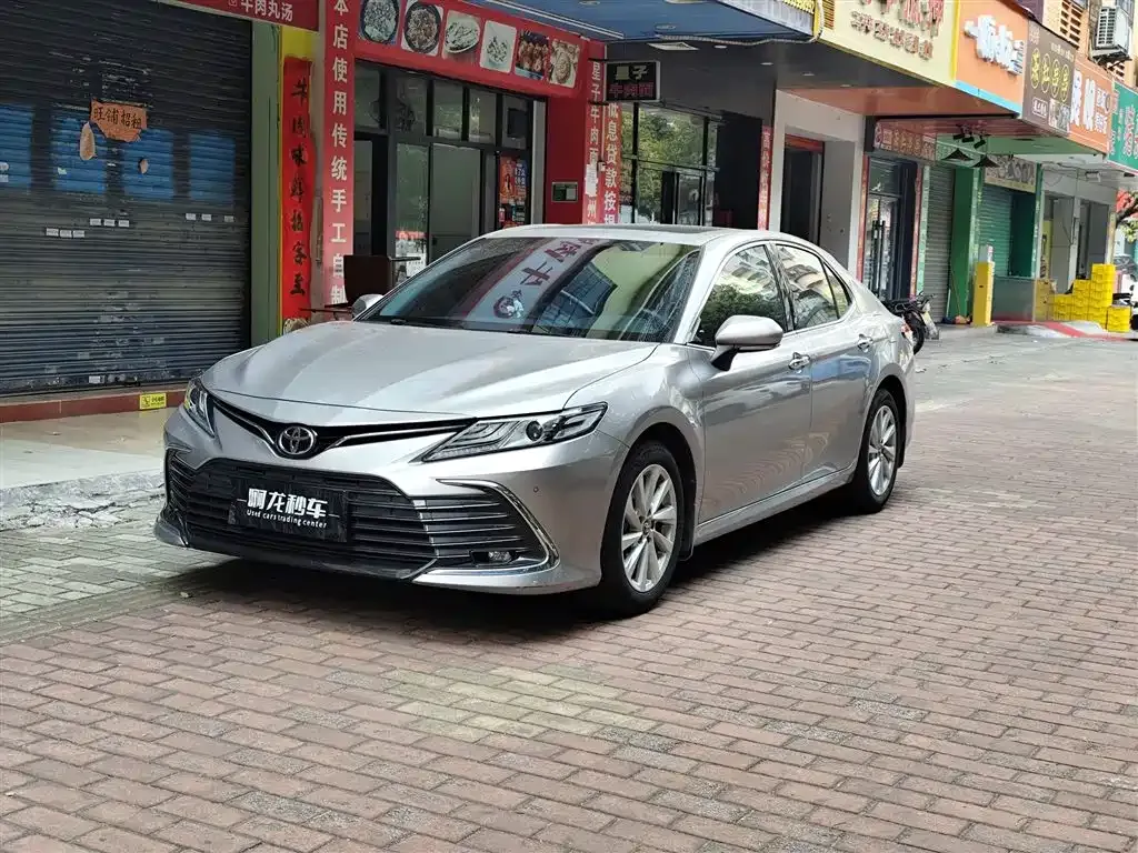 Toyota Camry 2022 из CN, фото 1