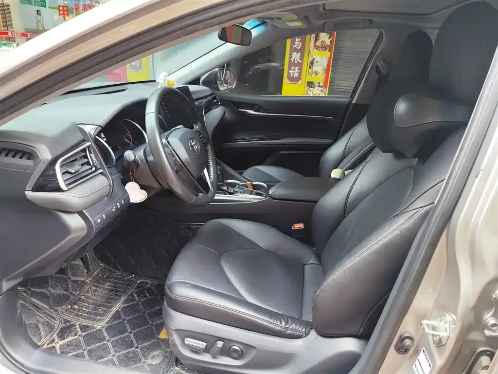 Toyota Camry 2022 из CN, фото 4