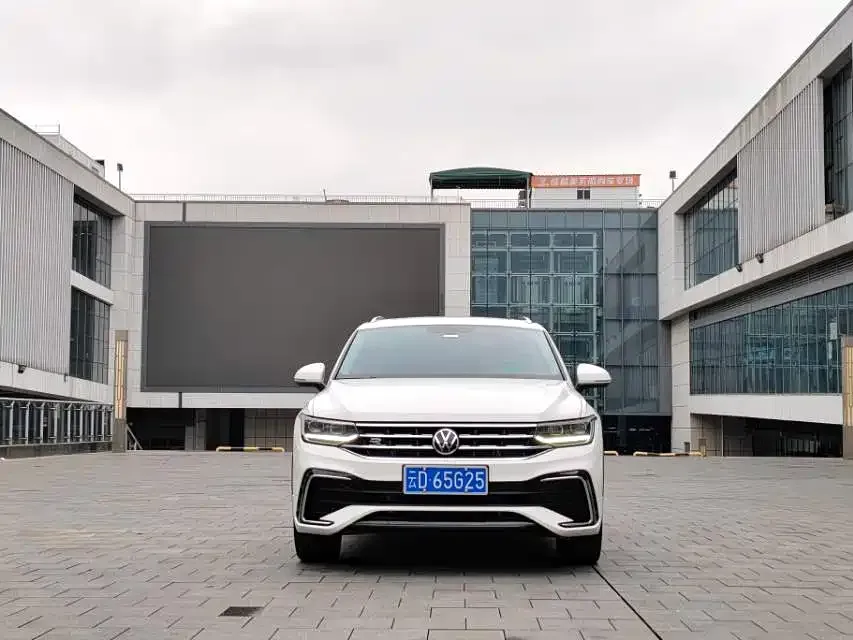 Volkswagen Tiguan X — фото 2