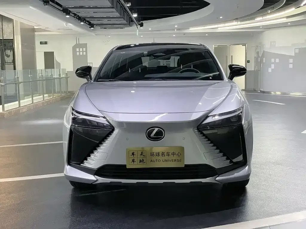 Lexus RZ 2023 из CN, фото 2