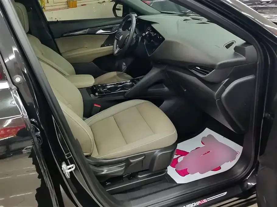 Buick Envision Plus — фото 4