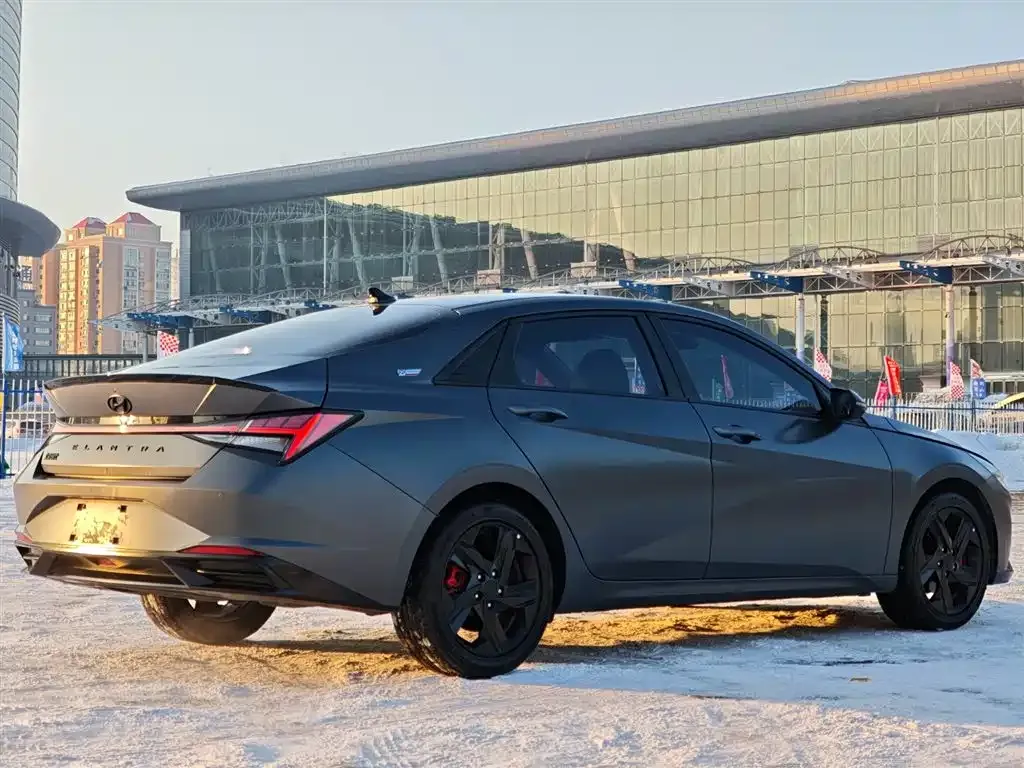 Hyundai Elantra 2022 из CN, фото 10