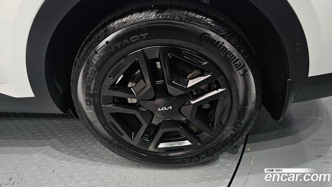 Kia Sorento — фото 5