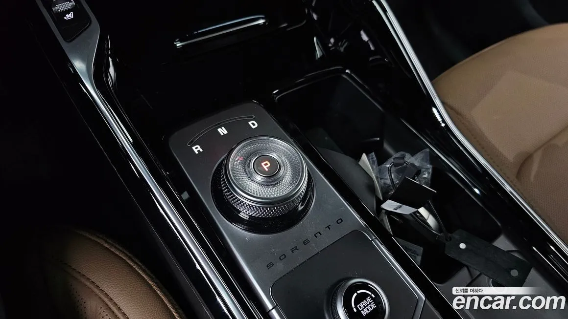 Kia Sorento — фото 6