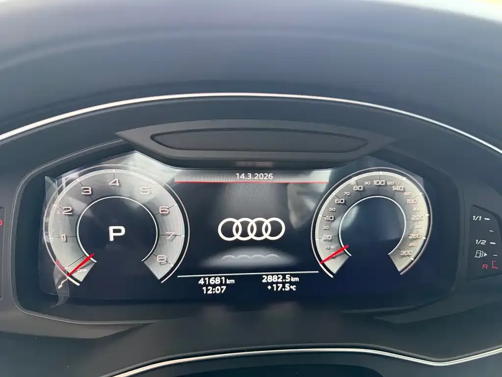 Audi A6L — фото 2