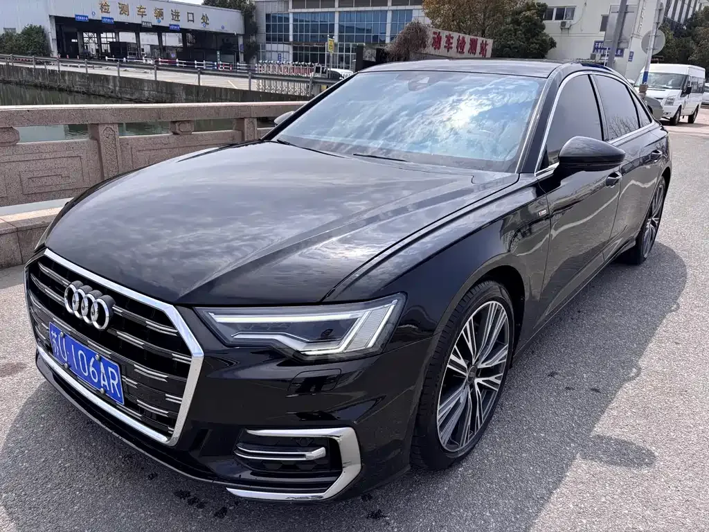 Audi A6L — фото 2