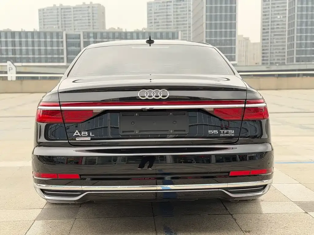 Audi A8 2021 из CN, фото 4