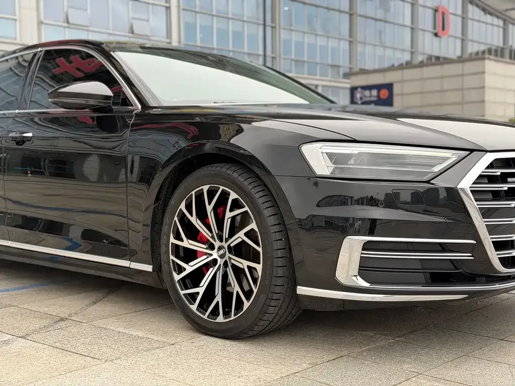 Audi A8 2021 из CN, фото 10