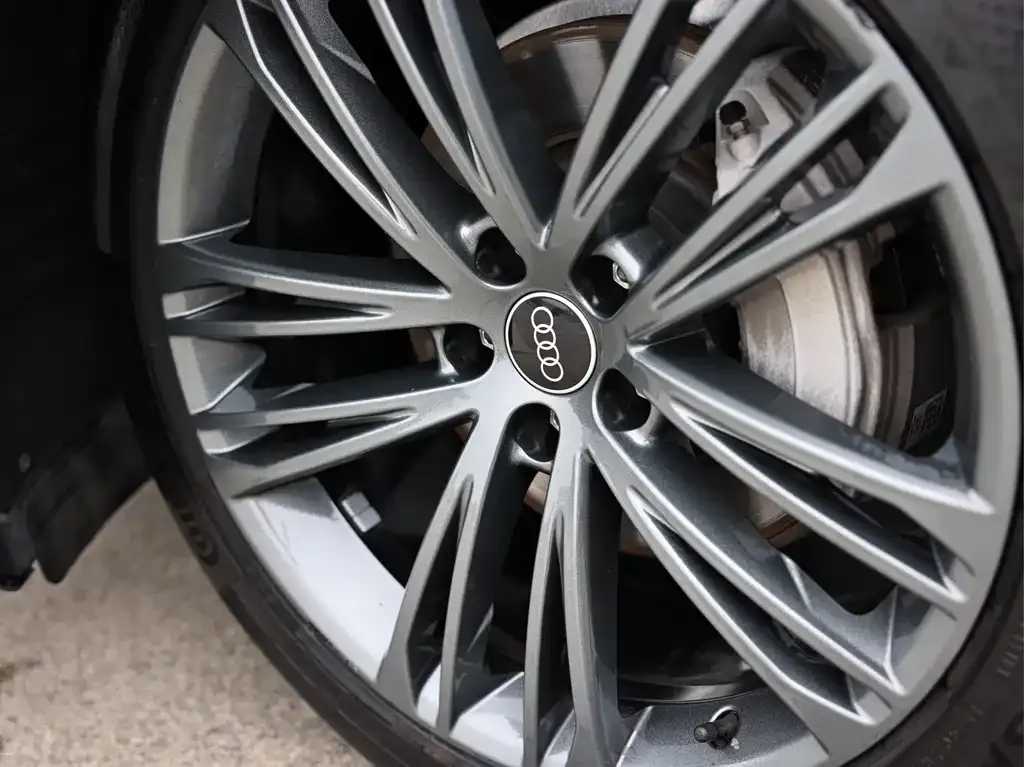 Audi A7 2022 из CN, фото 9