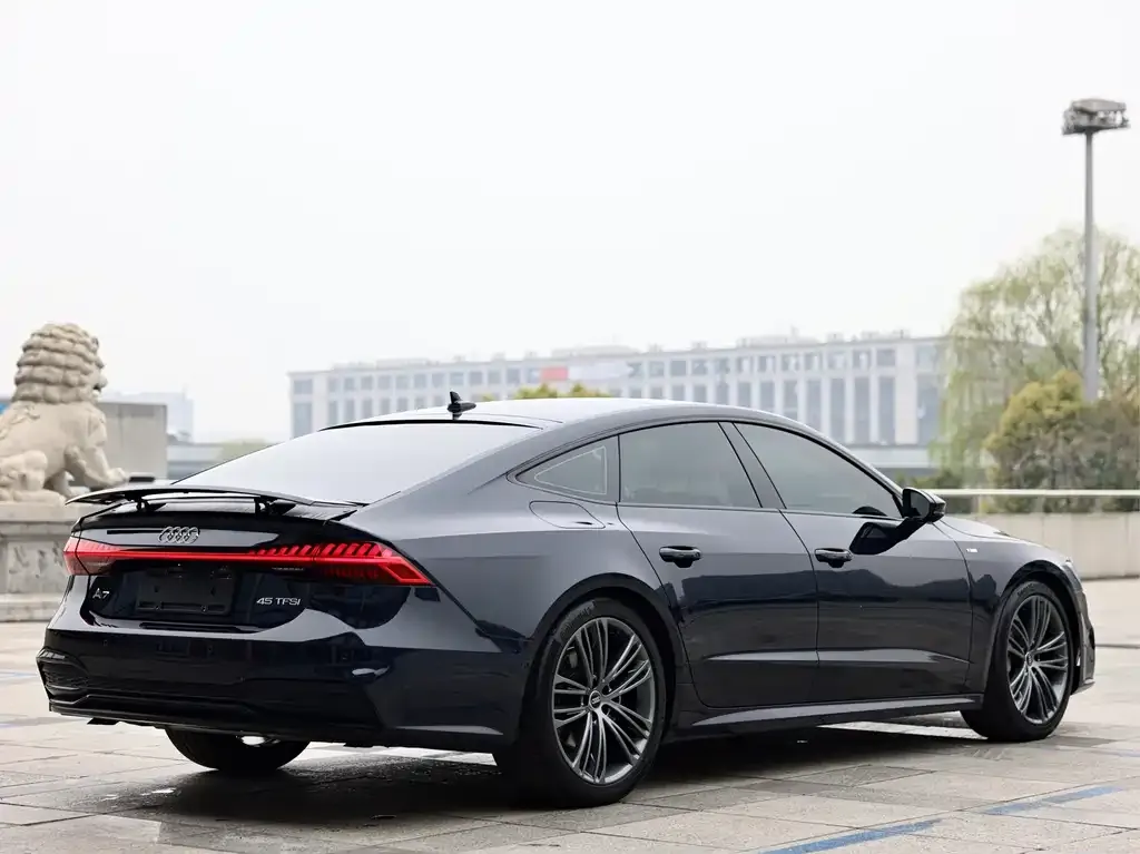 Audi A7 2022 из CN, фото 8
