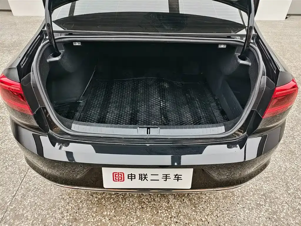 Volkswagen Magotan 2022 из CN, фото 6