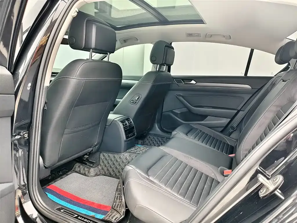 Volkswagen Magotan 2022 из CN, фото 3