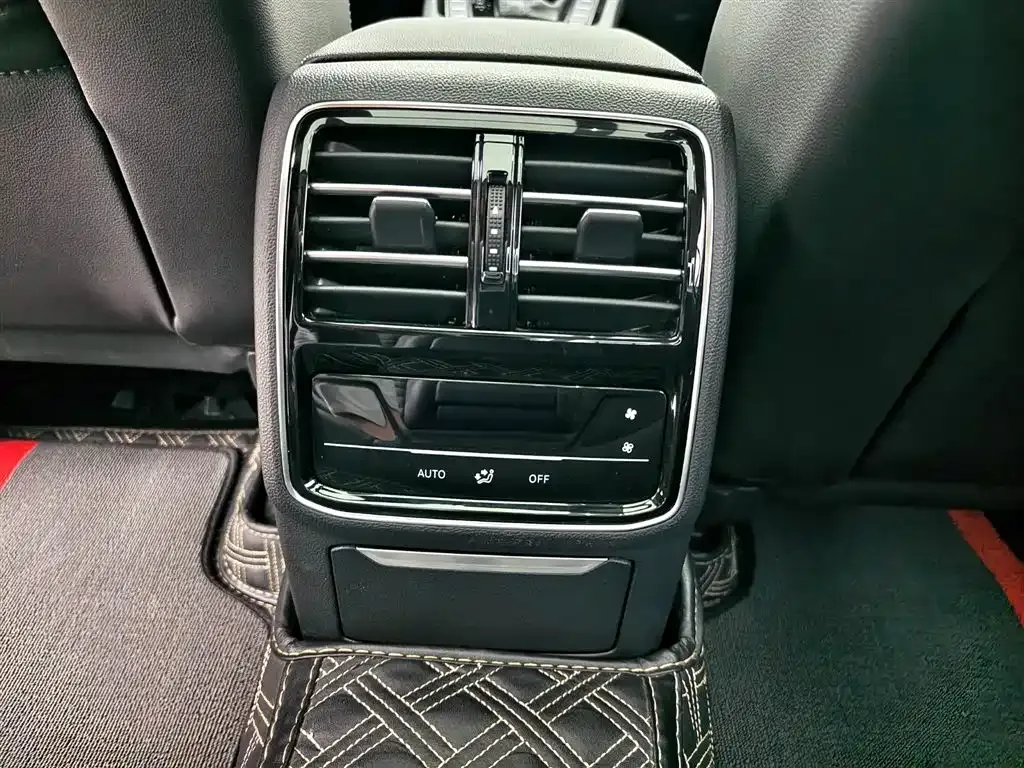 Volkswagen Magotan 2022 из CN, фото 8