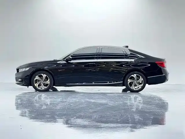Honda Accord — фото 5