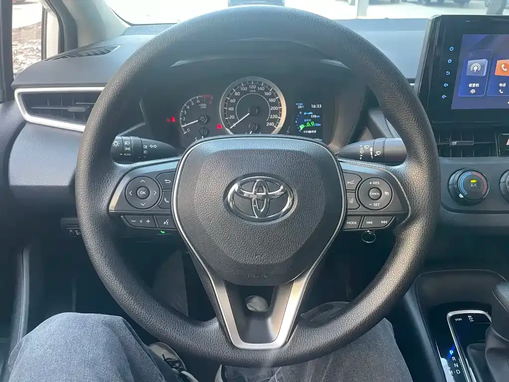 Toyota Corolla — фото 2