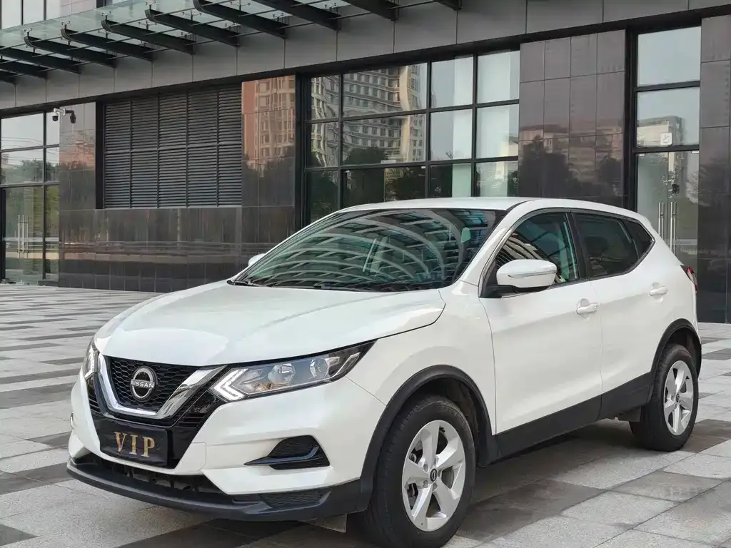 Nissan Qashqai — фото 4