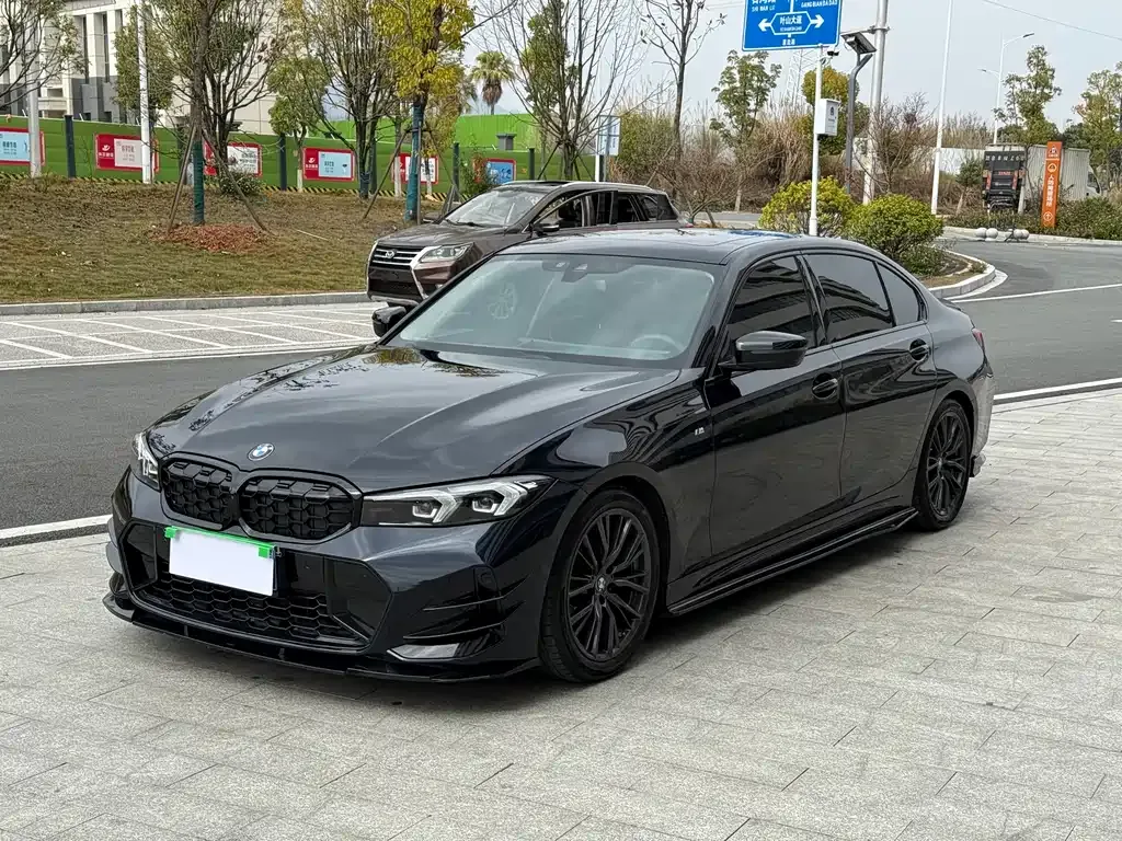 BMW 3 Series — фото 1