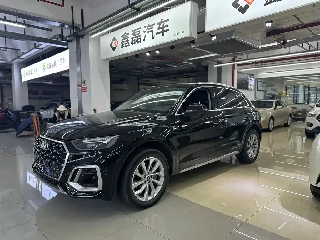 Audi Q5L 2023 из CN, фото 1