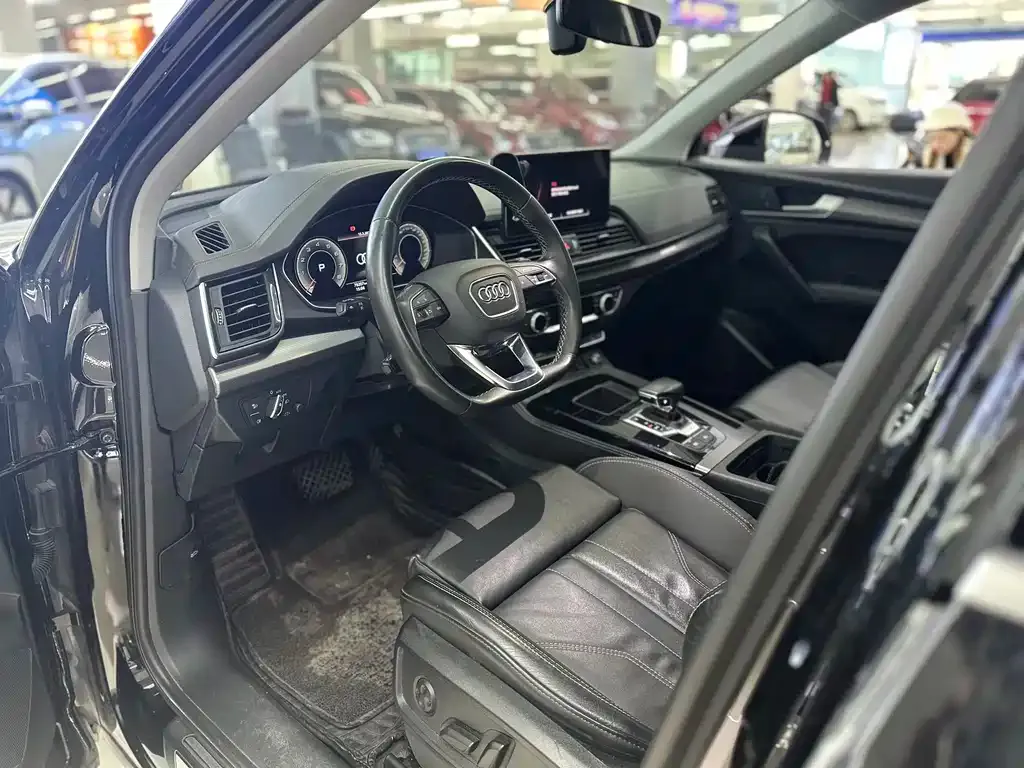 Audi Q5L 2023 из CN, фото 3