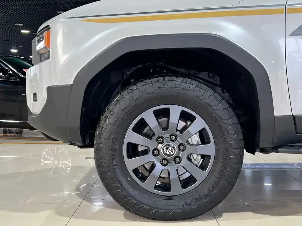 Toyota Prado 2025 из CN, фото 9