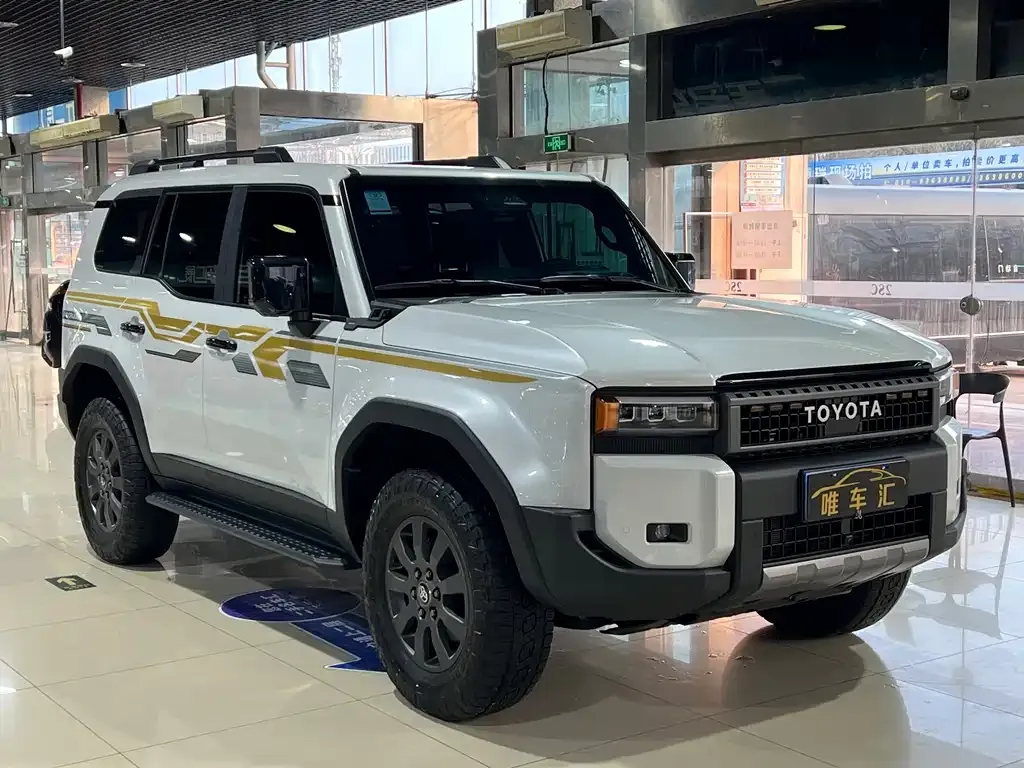 Toyota Prado 2025 из CN, фото 10