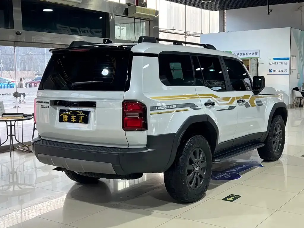 Toyota Prado 2025 из CN, фото 7