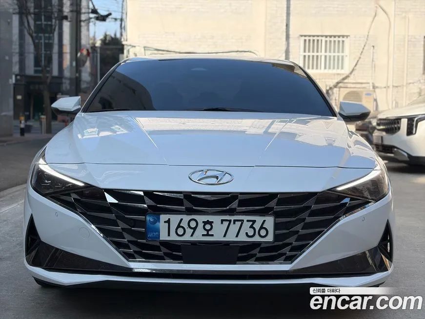 Hyundai AVANTE — фото 1